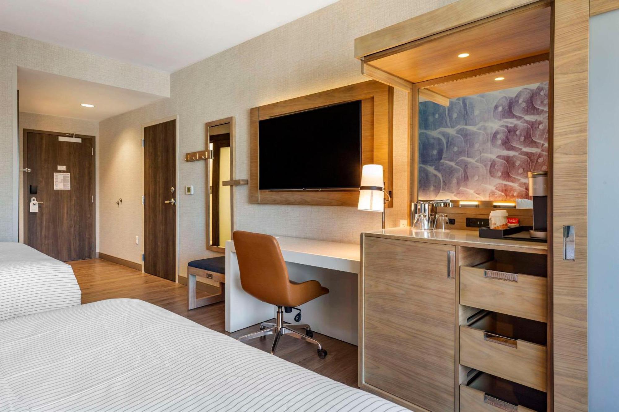 Cambria Hotel Manchester South Windsor Экстерьер фото