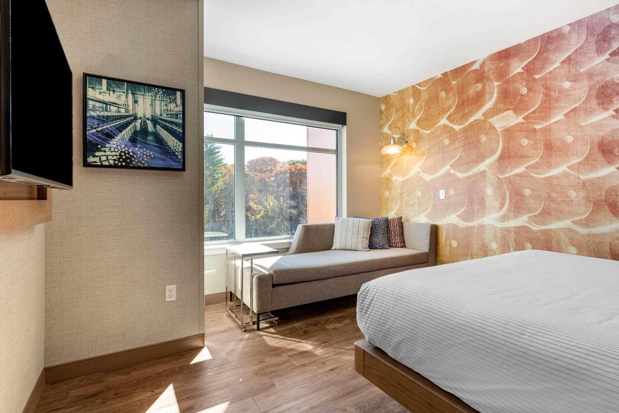 Cambria Hotel Manchester South Windsor Экстерьер фото