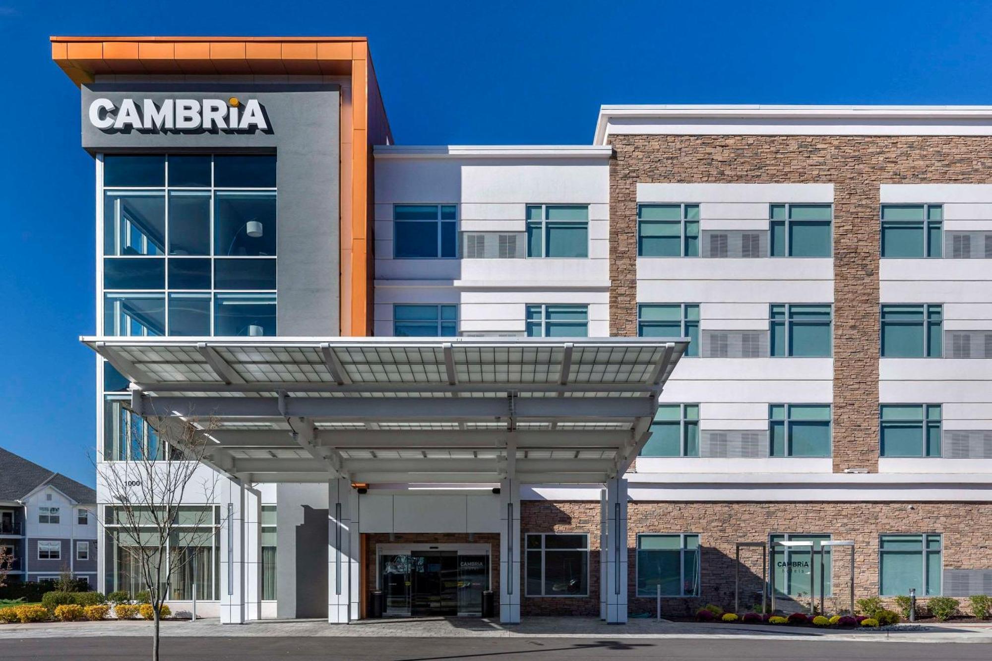 Cambria Hotel Manchester South Windsor Экстерьер фото